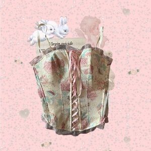 Adorable girly dollette floral corset top | Sophie B